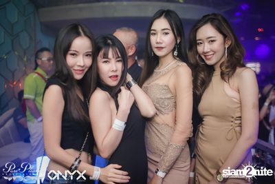 Yves V at ONYX — photo 17