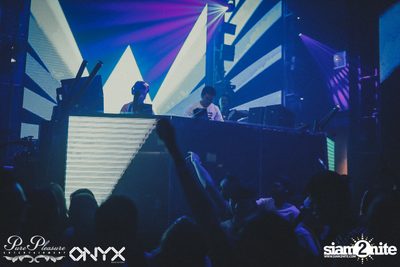 Yves V at ONYX — photo 19