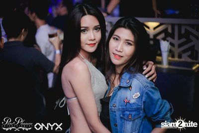 Yves V at ONYX — photo 25