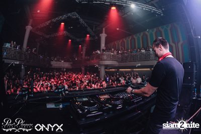 Yves V at ONYX — photo 35