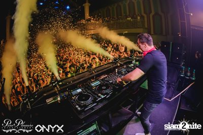 Yves V at ONYX — photo 39