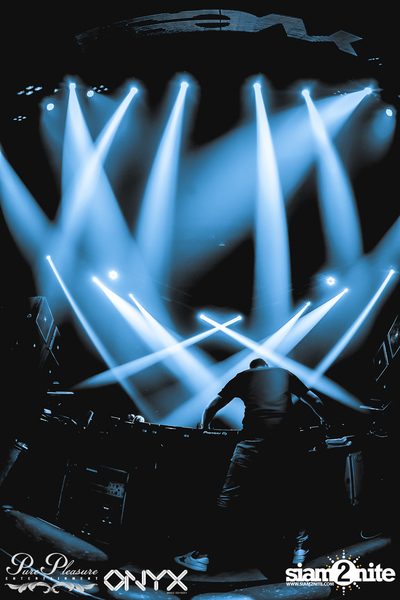 Yves V at ONYX — photo 46