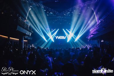 Yves V at ONYX — photo 49
