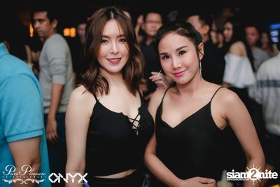 Yves V at ONYX — photo 55