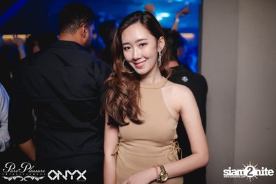 Yves V at ONYX — photo 60