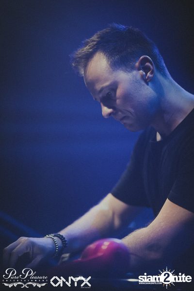 Yves V at ONYX — photo 77