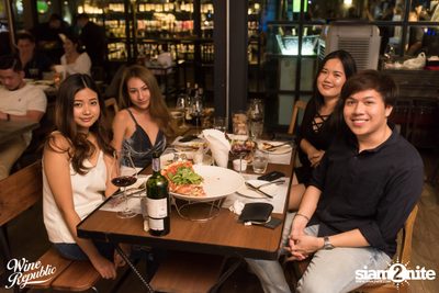 Friday Night at Wine Republic Thonglor — photo 21