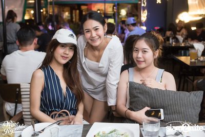 Friday Night at Wine Republic Thonglor — photo 28