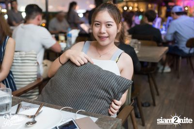 Friday Night at Wine Republic Thonglor — photo 29