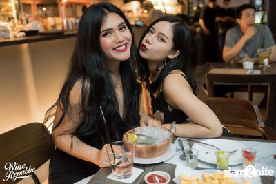 Friday Night at Wine Republic Thonglor — photo 40