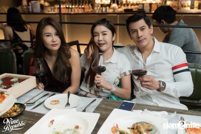 Friday Night at Wine Republic Thonglor — photo 41