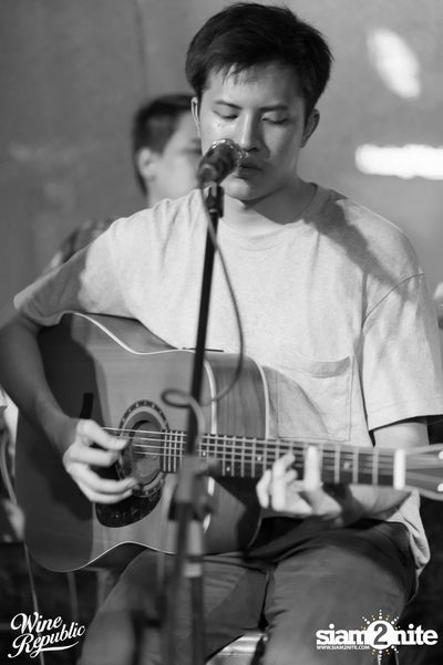 Friday Night at Wine Republic Thonglor — photo 65