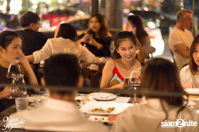 Friday Night at Wine Republic Thonglor — photo 79