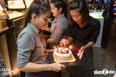 Friday Night at Wine Republic Thonglor — photo 85