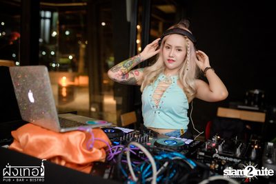 Soft Opening w/ DJ Jiawely at Fung Ter — photo 93