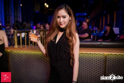 Flash Friday ที่ เซ ลา วี — photo 38