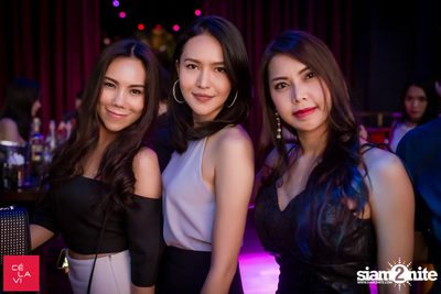 Flash Friday ที่ เซ ลา วี — photo 39