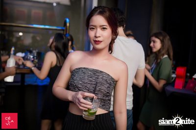 Flash Friday ที่ เซ ลา วี — photo 50