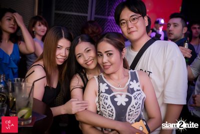 Flash Friday ที่ เซ ลา วี — photo 85