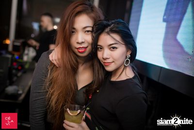 Flash Friday ที่ เซ ลา วี — photo 101