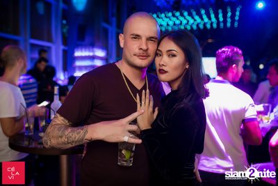 Flash Friday ที่ เซ ลา วี — photo 125