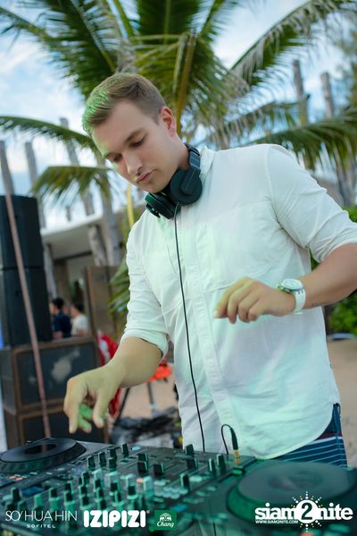 SO Beach Party X IZIPIZI at SO Sofitel Hua Hin — photo 14