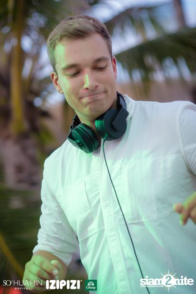 SO Beach Party X IZIPIZI at SO Sofitel Hua Hin — photo 30