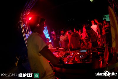 SO Beach Party X IZIPIZI at SO Sofitel Hua Hin — photo 194