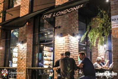 Friday Nights with Earth Band at The Londoner — photo 52