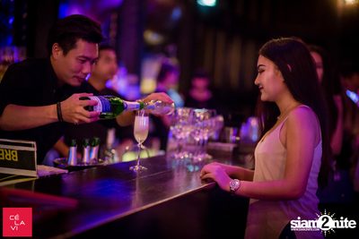 Crush Wednesdays ที่ เซ ลา วี — photo 10
