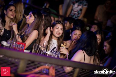 Crush Wednesdays ที่ เซ ลา วี — photo 63