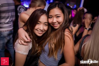 Crush Wednesdays ที่ เซ ลา วี — photo 137