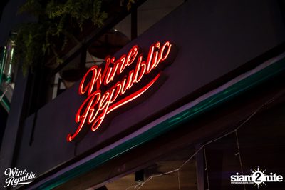 Friday Night at Wine Republic Thonglor — photo 1