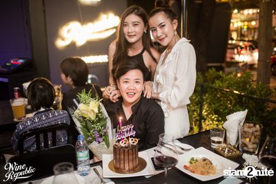 Friday Night at Wine Republic Thonglor — photo 15