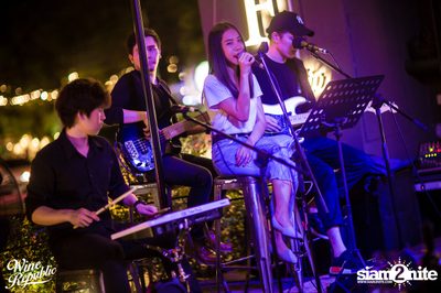 Friday Night at Wine Republic Thonglor — photo 16