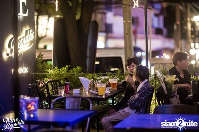 Friday Night at Wine Republic Thonglor — photo 17