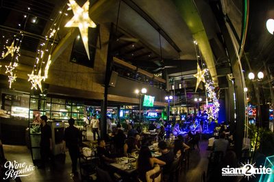 Friday Night at Wine Republic Thonglor — photo 24