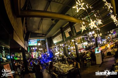 Friday Night at Wine Republic Thonglor — photo 26