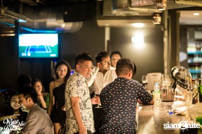 Friday Night at Wine Republic Thonglor — photo 43