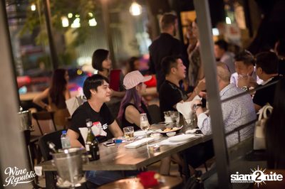 Friday Night at Wine Republic Thonglor — photo 45