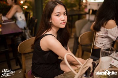 Friday Night at Wine Republic Thonglor — photo 69