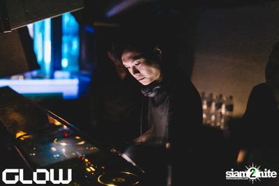 DoubtingThomas at GLOW — photo 8