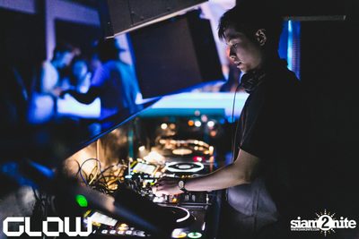 DoubtingThomas at GLOW — photo 9