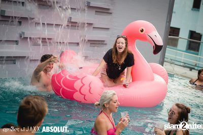 amBar Pool Party ที่ แอมบาร์ — photo 94
