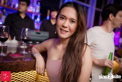 Supersonic Saturdays กับ Ome & Knatz ที่ เซ ลา วี — photo 14