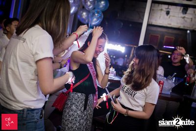 Supersonic Saturdays กับ Ome & Knatz ที่ เซ ลา วี — photo 22