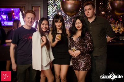Supersonic Saturdays กับ Ome & Knatz ที่ เซ ลา วี — photo 52