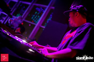 Supersonic Saturdays กับ Ome & Knatz ที่ เซ ลา วี — photo 67