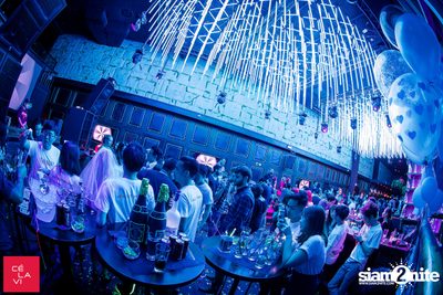 Supersonic Saturdays กับ Ome & Knatz ที่ เซ ลา วี — photo 71