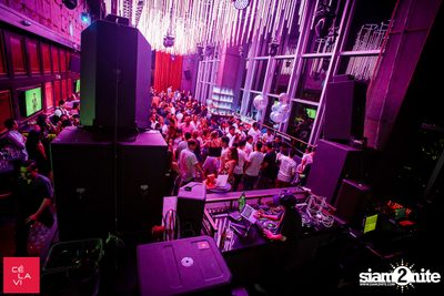 Supersonic Saturdays กับ Ome & Knatz ที่ เซ ลา วี — photo 75